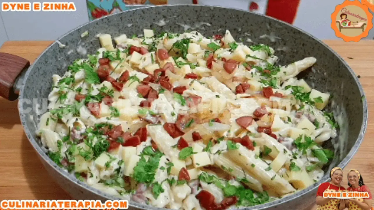 Macarrão ao Molho Cremoso de Linguiça