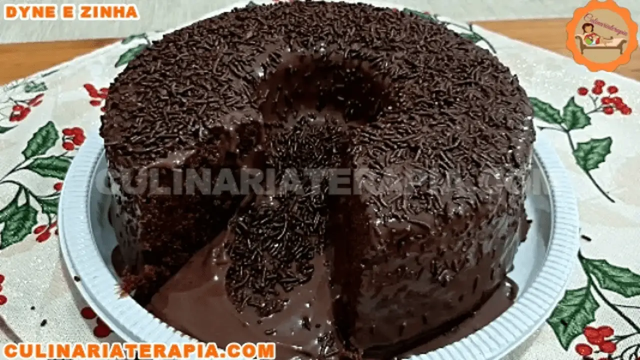 Bolo Fofinho de Chocolate Vulcão de Brigadeiro