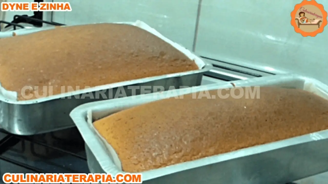 Bolo Pão de ló Especial de Leite Condensado