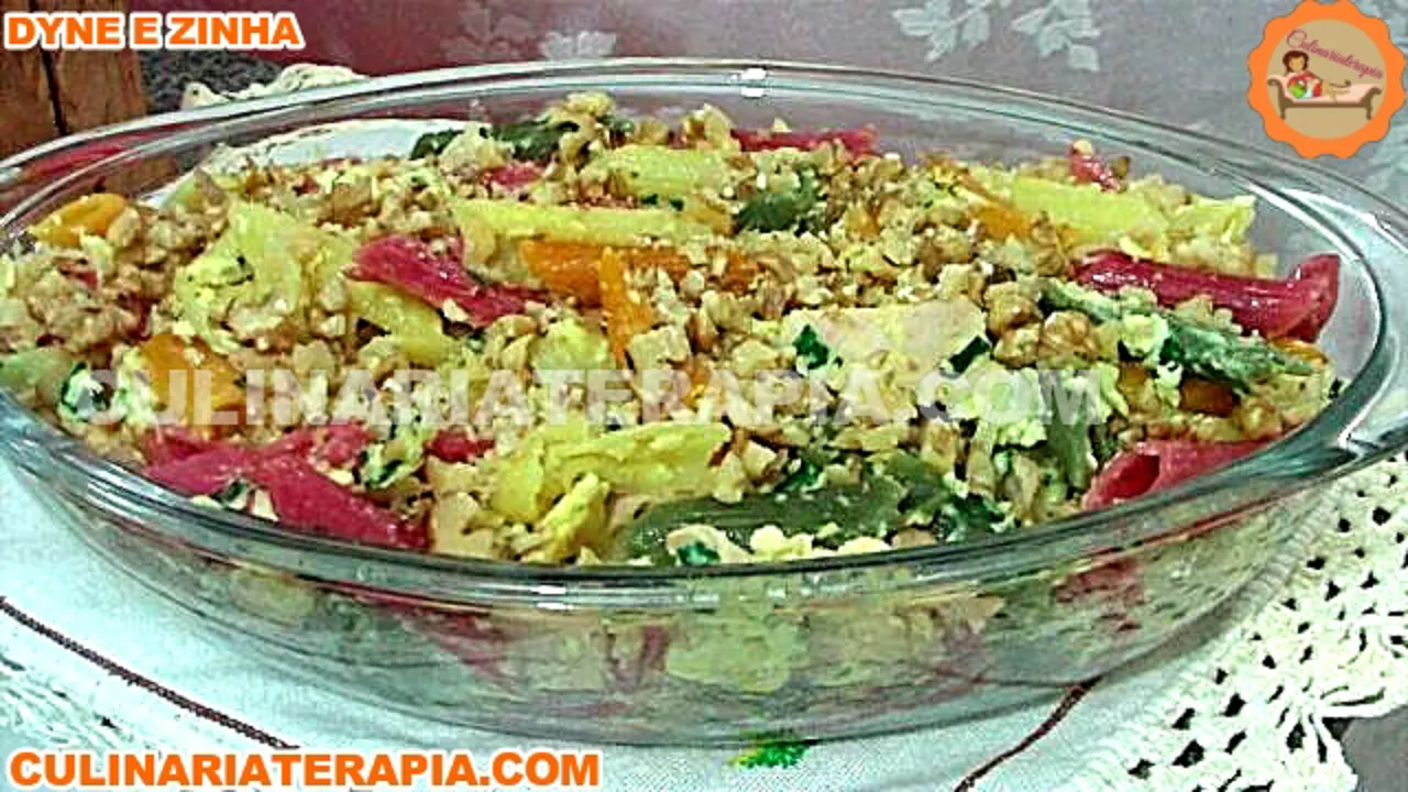 Mexidinho de Macarrão Ovos Perú e Nozes