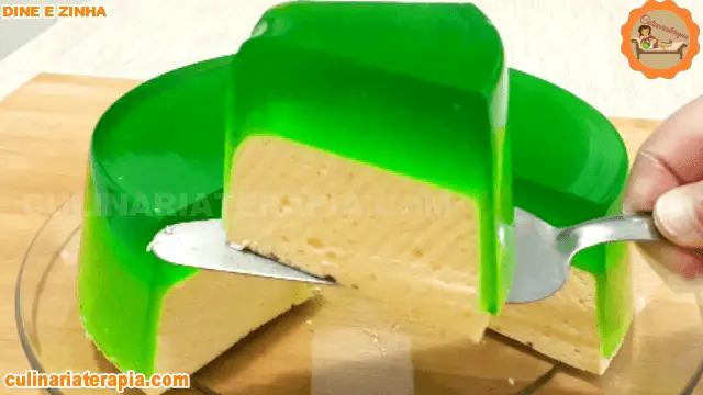 Gelatina Flutuante Recheada Só 2 Ingredientes
